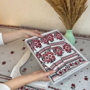 Скатертина квітучий орнамент 150*220 thumbnail