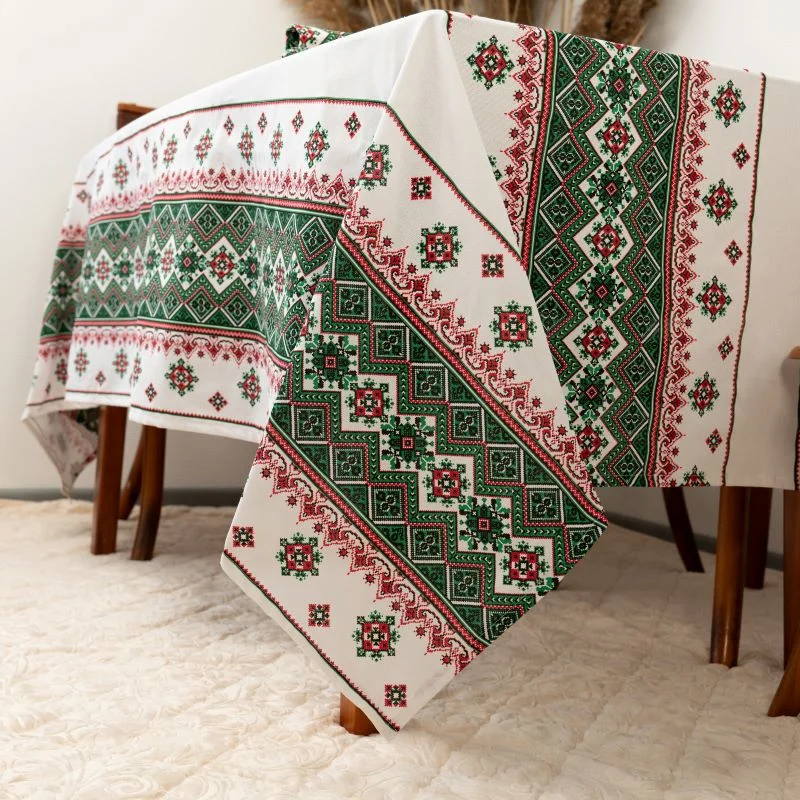 Скатертина вишиванка зелена 150*220